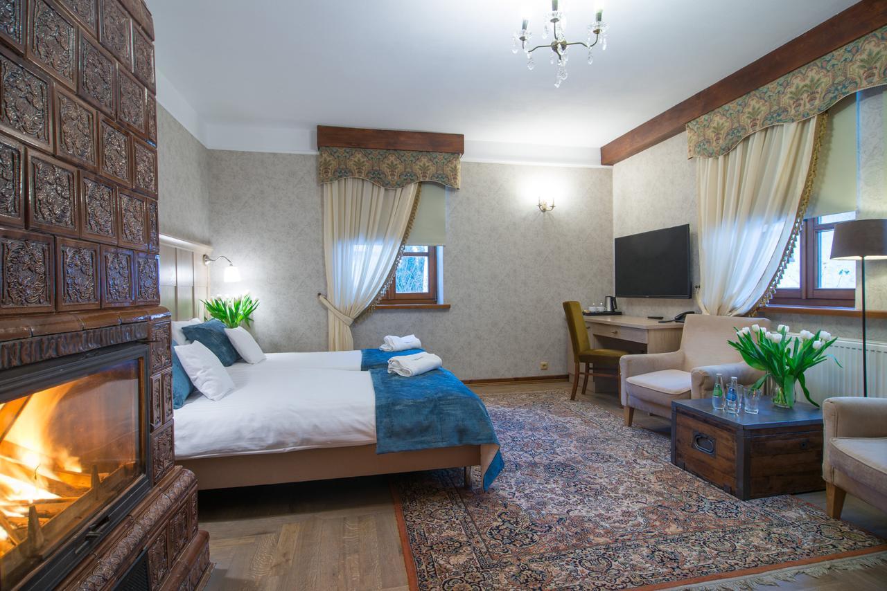 Hotel Folwark Walencja à Kazimierz Dolny Extérieur photo